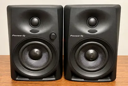 Pioneer DJ Professional Powered Studio Monitors (Pair) - Excellent Condition