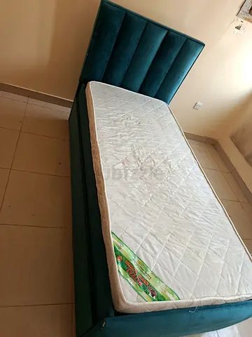 Single velvet bed frame with mattress - teal, good condition