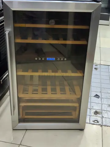 Hoover wine fridge 36 bottle space
