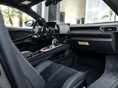 صورة 4 لـ 2023 Lotus EMIRA