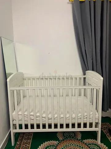 White Wooden Baby Crib with Mattress - Good Condition