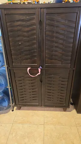 Dark Brown Wooden Storage Cabinet – Excellent Condition