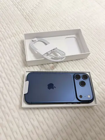 iPhone 17 pro max