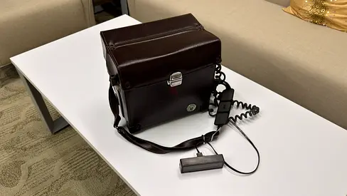 Rare Vintage 1980s National / Matsushita Bag Phone | UAE Telecom History / Classic Car Accessory