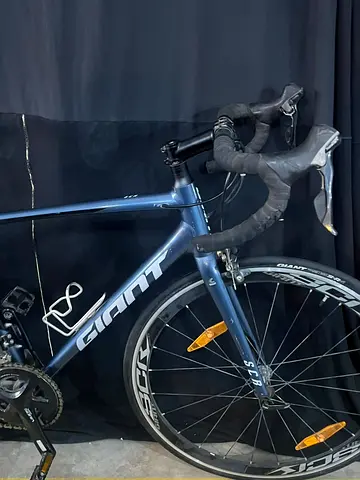 Road bike Giant