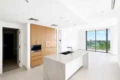 Spacious Apt | Modern Layout | Community View