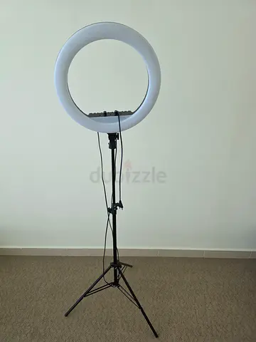 18” LED Ring Light with Adjustable Tripod Stand – Home Use