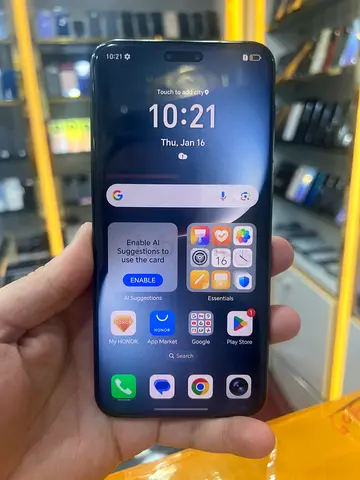 Honor magic 7 pro snapdragon 8Elite mobile platform 12/512 gb physical dual sim condition like new
