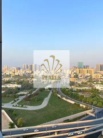 اشيك وافخم شقة مفروشة مع باركن تتكون من غرفتين نوم منهم واحد ماستر _صالة واسعة _مطبخ مجهز _2 حمام _صيانة كاملة علي المالك _قريب من الخدمات _السعر الاف