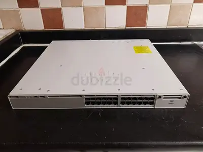 CISCO SWITCH WS-C9300-24P-E GIGABIT POE+