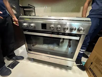 Hoover 90x60 cm gas cooker less than a year old