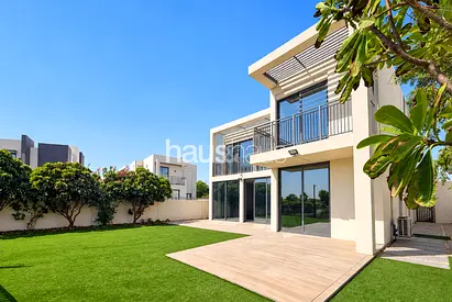 Landscaped | Golf View | Negociable | 5 bed