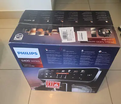Philips 5400 Series LatteGo fully automatic espresso machine (boxed) Never Used, Never Opened