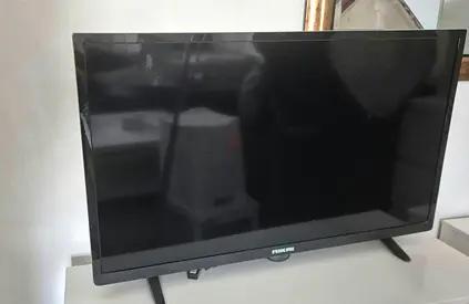 32-inch LED TV - Good working condition