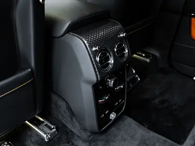 2025 ROLLS-ROYCE CULLINAN — миниатюра 19