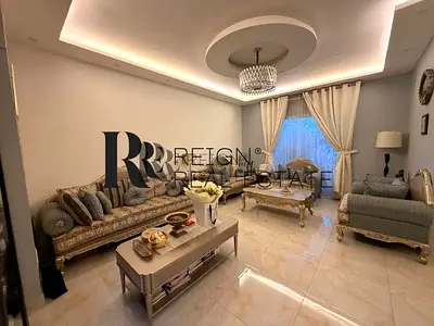 SINGLE ROW CORNER 4BR VILLA SPACIOUS