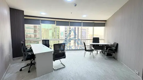 Serviced Office in Deira | Free Parking + Unlimited Meeting Room | 270 Sq Ft