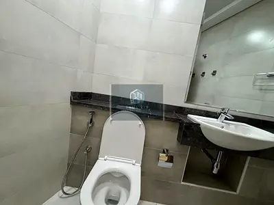 UNFURNISHED | WELL MAINTAINED | VACANT