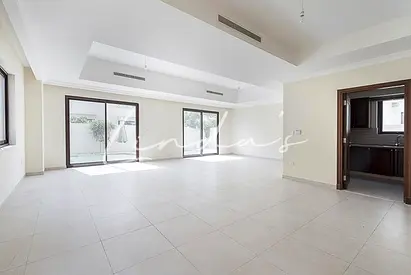 Extended | Quite Location | Vacant in November