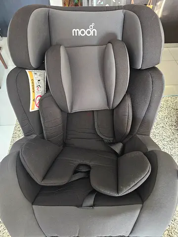 Moon brand convertible car seat - good condition