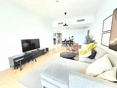 LARGE LAYOUT | CLOSE TO TRAM | FULLY FURNISHED