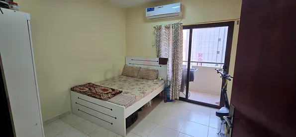 Private room with attached balcony for rent for Executive ladies or couples
