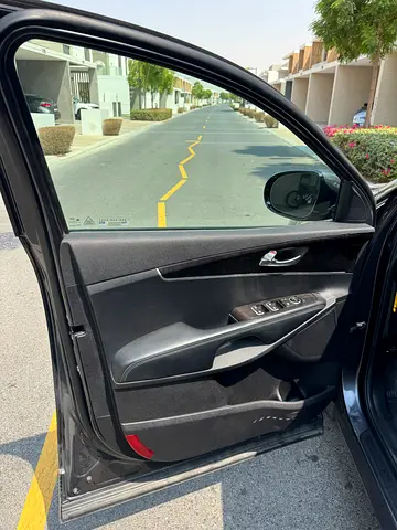 صورة 5 لـ 2016 KIA SORENTO