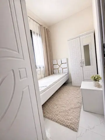 Single bedroom set: bed, wardrobe and bedside table - white, good condition