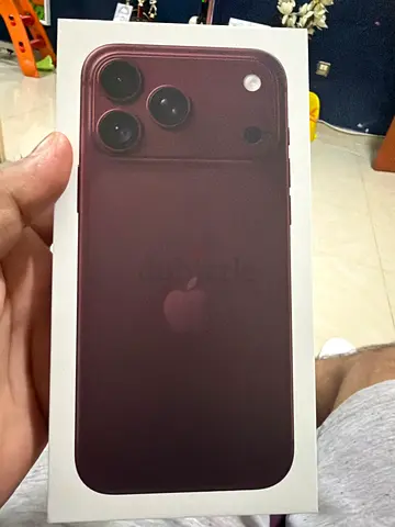 iPhone 18 pro max 256gb BURGUNDY (new in box)