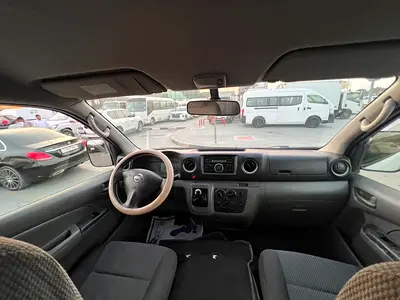 2015 Nissan URVAN — миниатюра 11