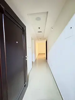 Spacious 2BHK apartment with Balcony available for yearly Rent-40K,full family building, near al nah