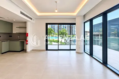 Spacious 2BR Apartment | Viridian Central Park | Large Terrace | Downtown City View