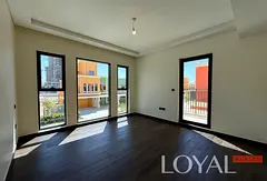 Brand New 4BR Townhouses / Great location / Ready