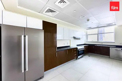 Rented Good ROI High Floor| Marina Arcade Tower