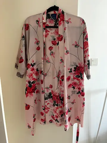 Satin robe