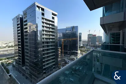 Spacious | Canal View | Unfurnished