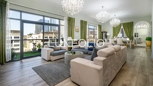 Exclusive 3 Bed | Upgraded | Sold Vacant