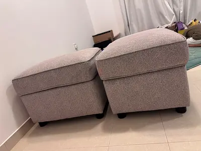 2 Ottomans