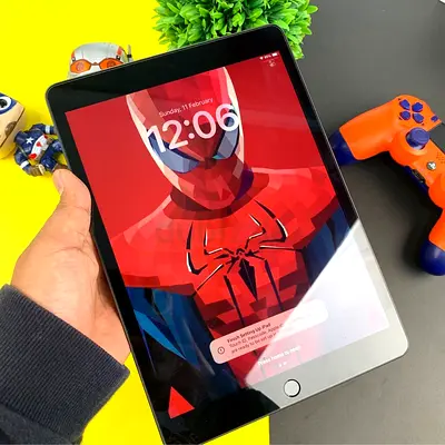 Apple iPad (with Home Button) - Good Condition, Ready to Use