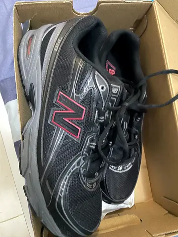 Black New Balance running shoes - size unknown, gently used