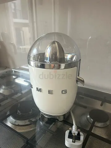 SMEG citrus juicer