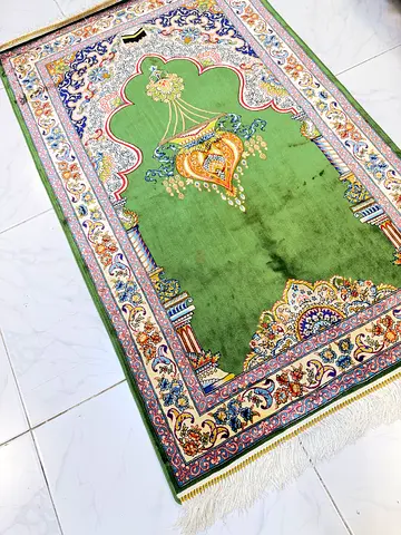 Green decorative prayer rug or wall hanging carpet silk carpet size 1.20 by 0.80