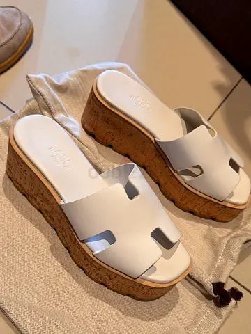 Hermes sandal authentic size 37