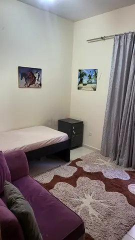 غرفة للايجار شخصين فقط بالشقة Private room 1,200 AED