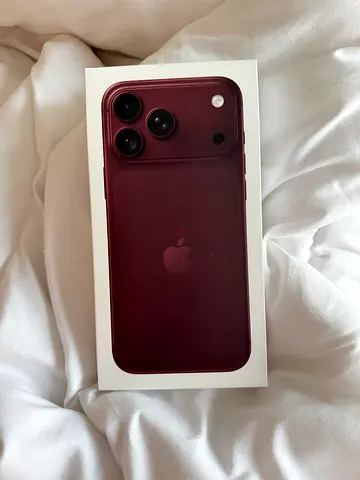iPhone 18 Pro Max 256gb Burgundy 🇦🇪