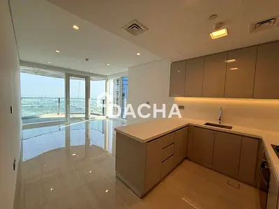 OP-Sale | High Floor | Canal View