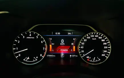 2018 Nissan MAXIMA 照片 2