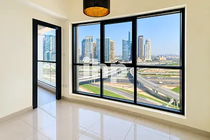 Unfurnished | Open & Bright View | Spacious