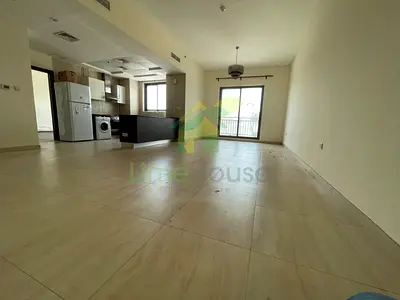 Spacious 1BR | Mid-Floor | Leased | Great ROI
