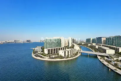 3BR Duplex | Waterfront Living | Great Facilities